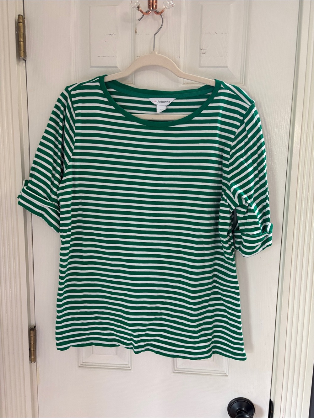 Liz Claiborne Green & White Striped Short Sleeve Tee